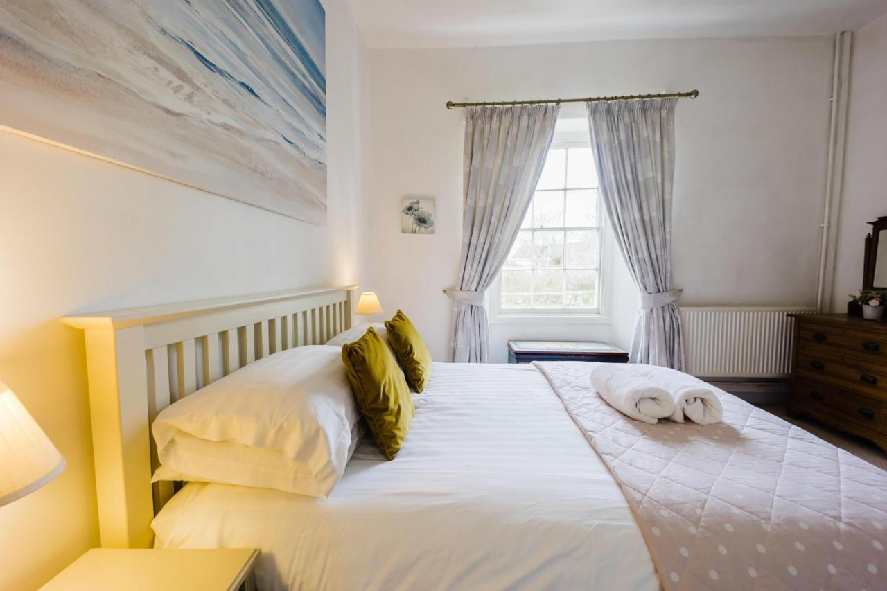 May Tree Cottage Manorbier 5 Mins From The Beach Sleeps 4 Exterior photo